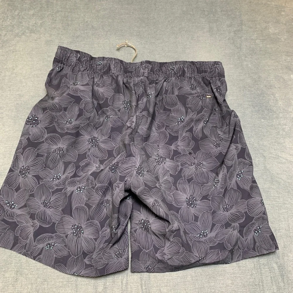 Hurley Board Shorts Men XL Gray Floral Comfort Stretch Drawstring Waist Swimwear